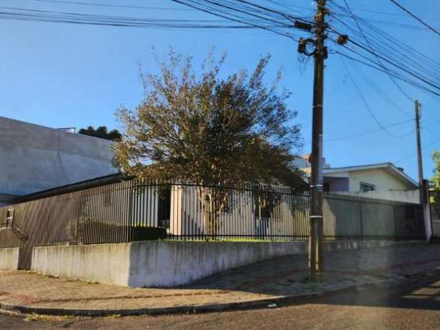 Casa para Venda em Guarapuava, Bonsucesso, 3 dormitórios, 2 banheiros, 1 vaga