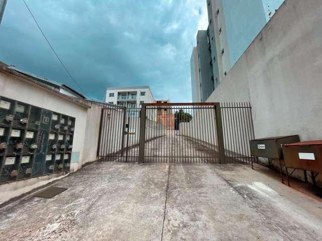 Apartamento para Venda em Guarapuava, Santa Cruz, 2 dormitórios, 1 banheiro, 1 vaga