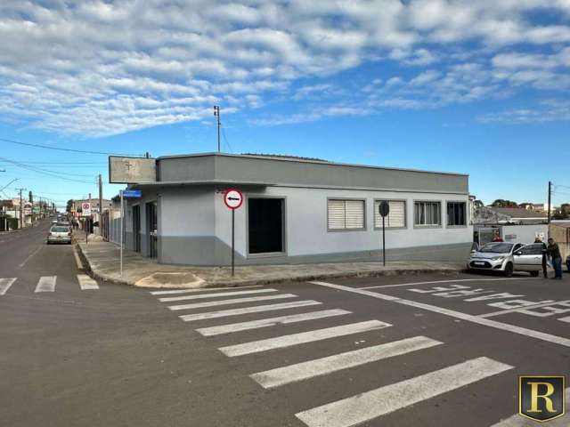 Imóvel Comercial para Venda em Guarapuava, Centro, 3 dormitórios, 1 banheiro