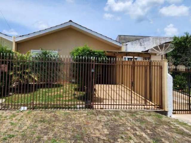 Casa para Venda em Guarapuava, Boqueirão, 3 dormitórios, 1 banheiro, 2 vagas