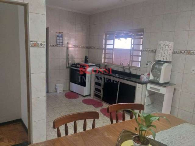 Casa com 3 quartos à venda na Vila Cristina, Rio Claro , 240 m2 por R$ 480.000