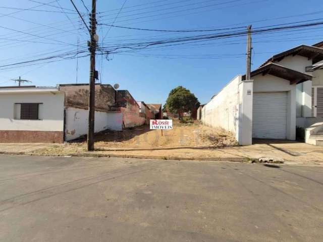 Terreno à venda no Centro, Rio Claro  por R$ 500.000