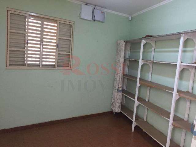 Casa com 4 quartos à venda na Vila Nova, Rio Claro  por R$ 600.000