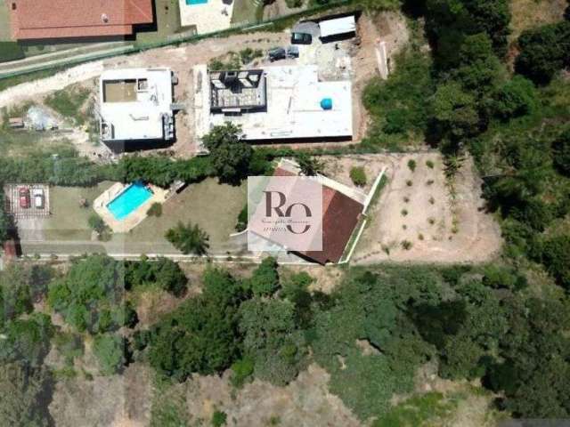 Casa em Condomínio Villa 2 dormitórios com 1.540m² por R$ 700.000 Usina/ Atibaia