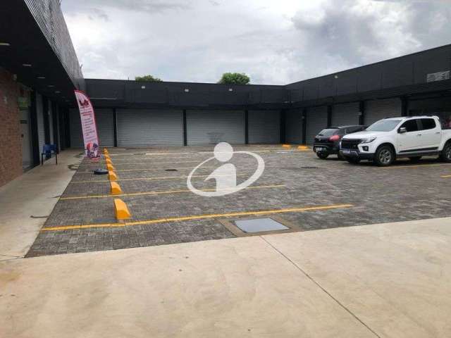 Ponto comercial para alugar no Shopping Park, Uberlândia  por R$ 3.700