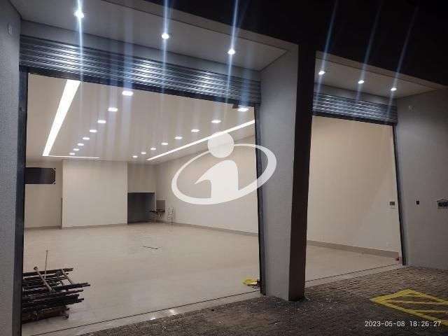 Sala comercial para alugar no Alto Umuarama, Uberlândia  por R$ 9.800