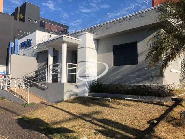 Casa comercial com 5 salas para alugar no Centro, Uberlândia  por R$ 8.000