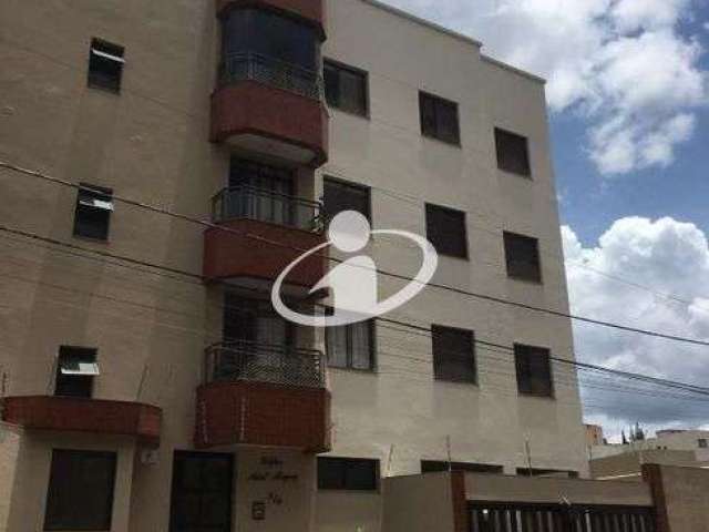 Apartamento com 3 quartos para alugar no Tabajaras, Uberlândia  por R$ 1.600