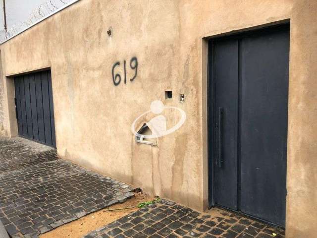 Casa com 3 quartos para alugar no Martins, Uberlândia  por R$ 4.500