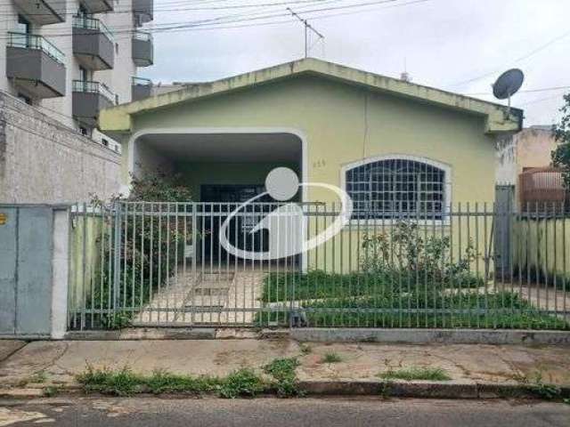 Casa com 2 quartos para alugar no Brasil, Uberlândia  por R$ 1.800