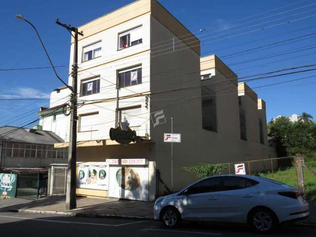 Apartamento com 2 quartos para alugar no Centro, Caxias do Sul , 90 m2 por R$ 1.400