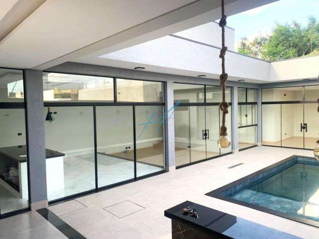 Casa à venda em Maringá, Jardim Munique, com 3 quartos, com 210 m²