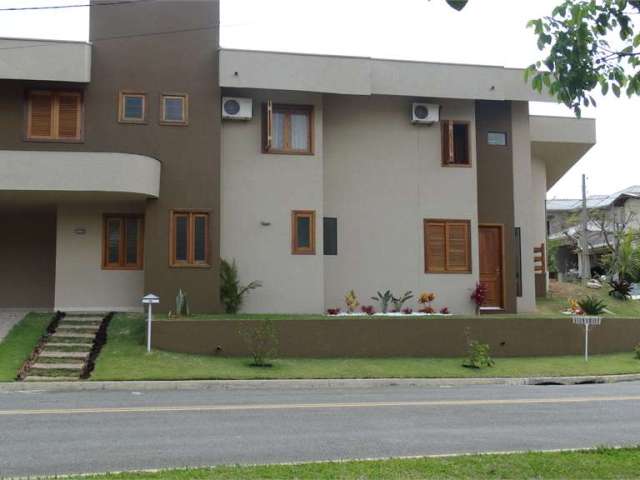 Casa com 4 quartos à venda em Bosque - SP