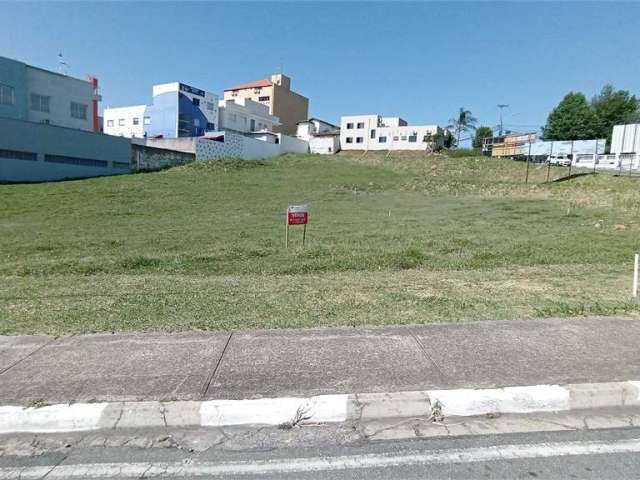 Terreno à venda em Pinheirinho - SP