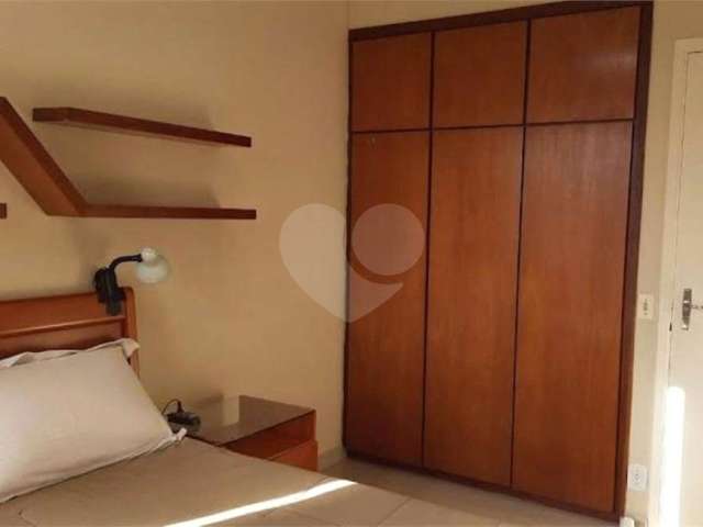 Apartamento com 3 quartos à venda em Centro - SP