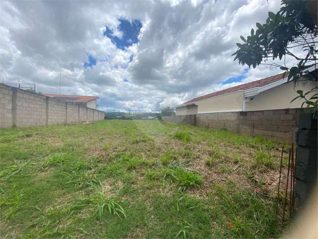 Terreno à venda em Pinheirinho - SP