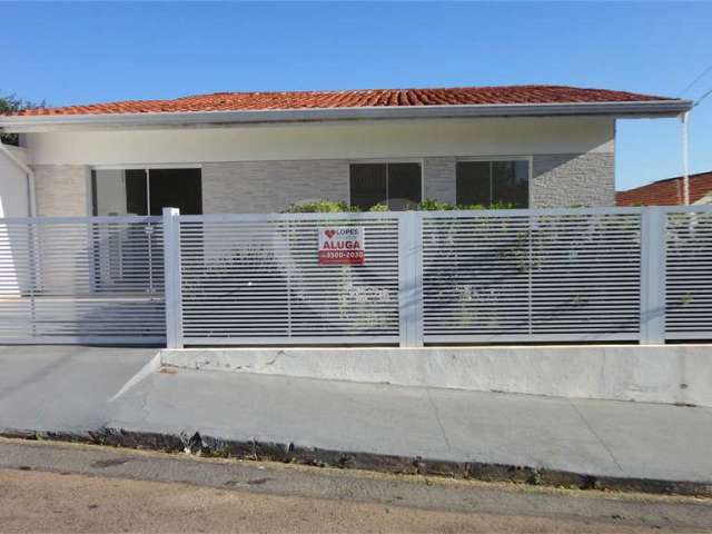 Casa à venda ou para locação em Santa Rosa - SP