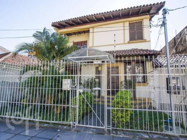 Casa com 4 quartos à venda na Rua Barão de Cerro Largo, Menino Deus, Porto Alegre por R$ 1.590.000