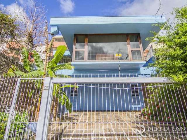 Casa com 3 quartos à venda na Rua Dona Gabriela, 212, Menino Deus, Porto Alegre por R$ 1.898.100