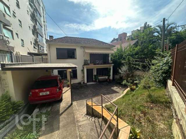 Casa com 3 quartos à venda na Rua Germano Petersen Júnior, 577, Auxiliadora, Porto Alegre por R$ 1.400.000