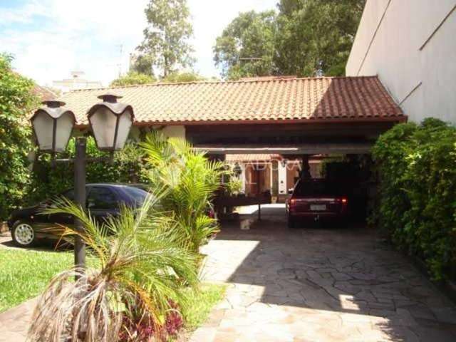 Casa em condomínio fechado com 3 quartos à venda na Rua Luzitana, 617, Higienópolis, Porto Alegre por R$ 1.703.000