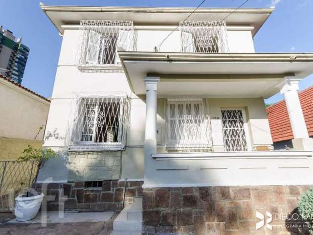 Casa com 4 quartos à venda na Rua Camerino, 152, Petrópolis, Porto Alegre por R$ 1.650.000