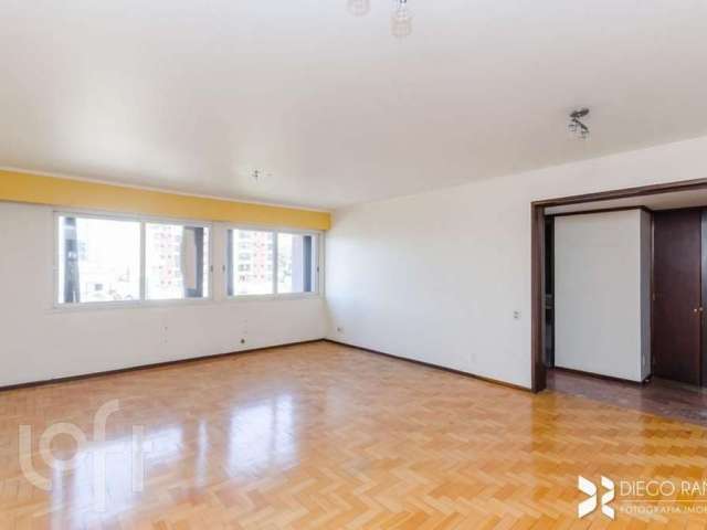 Apartamento com 3 quartos à venda na Avenida Carlos Gomes, 911, Petrópolis, Porto Alegre por R$ 670.000