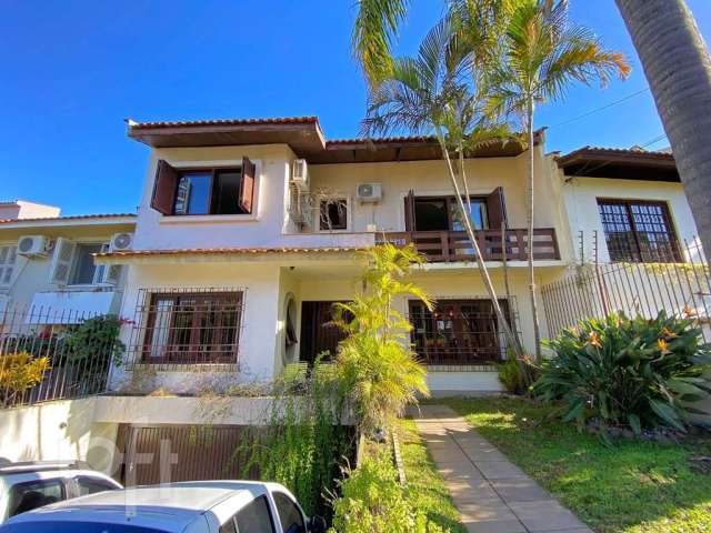 Casa com 3 quartos à venda na Rua Doutor Alfredo Mathias Wiltgen, 525, Boa Vista, Porto Alegre por R$ 1.700.000