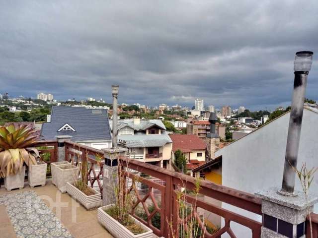 Casa em condomínio fechado com 4 quartos à venda na Rua General Francisco de Paula Cidade, 200, Chácara das Pedras, Porto Alegre por R$ 2.120.000