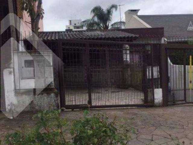 Casa em condomínio fechado com 3 quartos à venda na Rua Araponga, 109, Chácara das Pedras, Porto Alegre por R$ 760.000