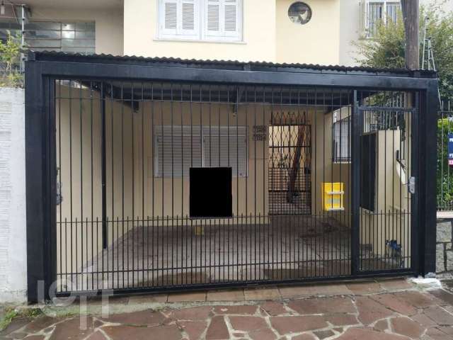 Casa com 6 quartos à venda na Avenida Nova York, 726, São João, Porto Alegre por R$ 1.050.000