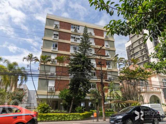 Apartamento com 3 quartos à venda na Rua Mostardeiro, 227, Rio Branco, Porto Alegre por R$ 900.000