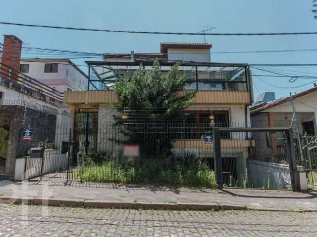 Casa com 3 quartos à venda na Rua Líbano, 24, Higienópolis, Porto Alegre por R$ 1.550.000