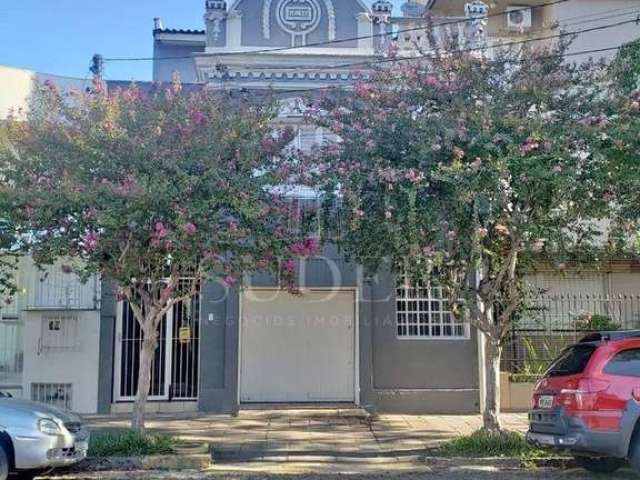 Casa com 4 quartos à venda na Rua Liberdade, 57, Rio Branco, Porto Alegre por R$ 599.000