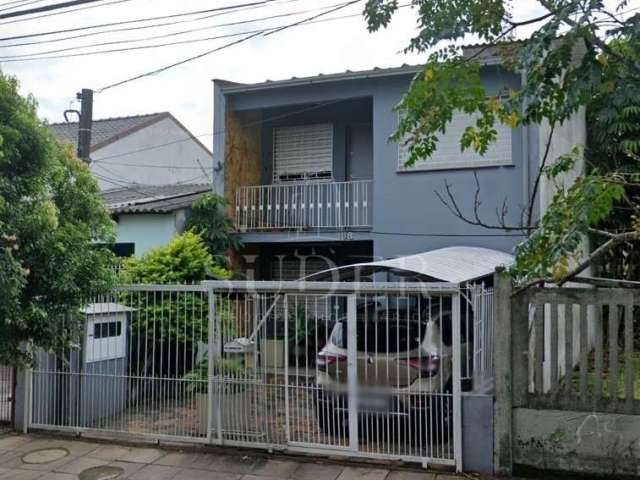 Casa com 5 quartos à venda na Rua Dona Sebastiana, 198, São João, Porto Alegre por R$ 590.000