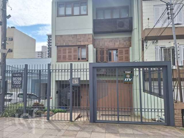 Casa com 4 quartos à venda na Rua João Abbott, 100, Petrópolis, Porto Alegre por R$ 1.850.000