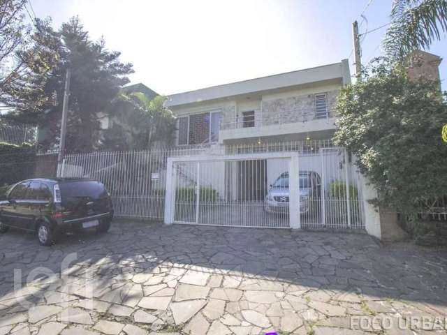 Casa com 4 quartos à venda na Rua Professor Ulisses Cabral, 341, Chácara das Pedras, Porto Alegre por R$ 1.150.000