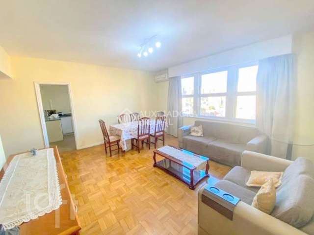 Apartamento com 3 quartos à venda na Avenida Osvaldo Aranha, 1376, Rio Branco, Porto Alegre por R$ 650.000