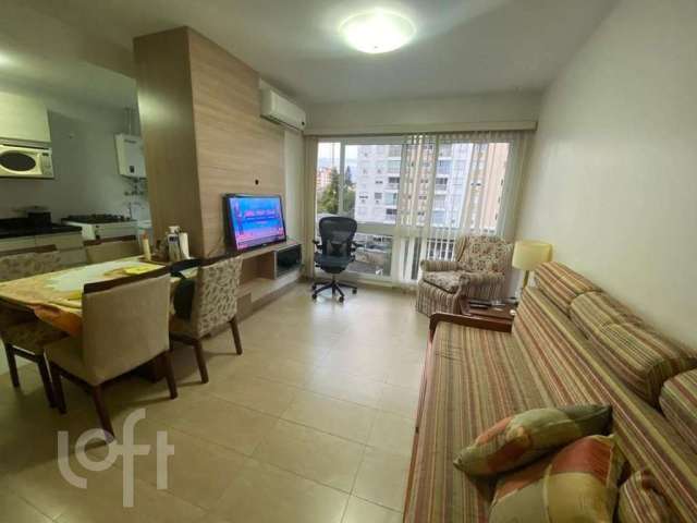 Apartamento com 2 quartos à venda na Rua Bezerra de Menezes, 623, Passo da Areia, Porto Alegre por R$ 510.000