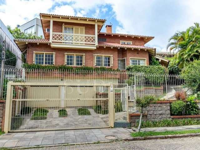 Casa com 4 quartos à venda na Rua de La Grange, 339, Três Figueiras, Porto Alegre por R$ 4.280.000