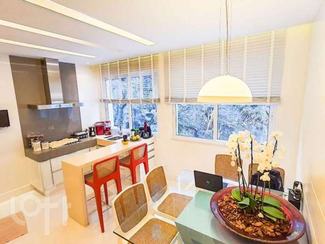 Apartamento com 3 quartos à venda na Avenida Epitácio Pessoa, --, Lagoa, Rio de Janeiro por R$ 1.800.000