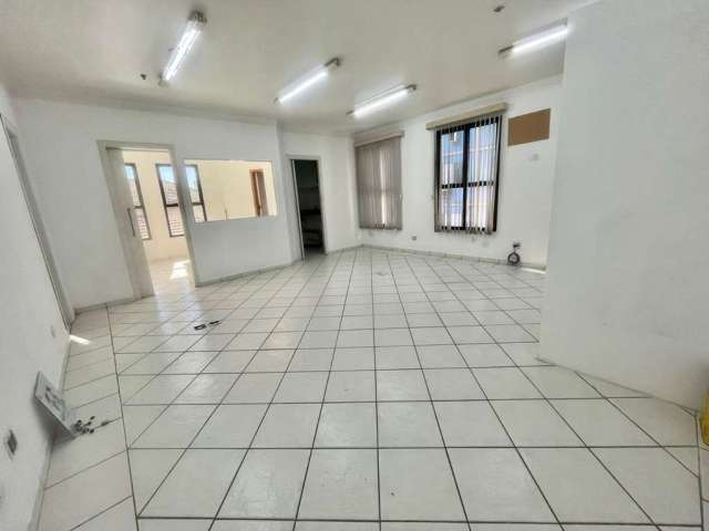 Sala comercial à venda na Avenida Almirante Cochrane, 194, Aparecida, Santos por R$ 330.000