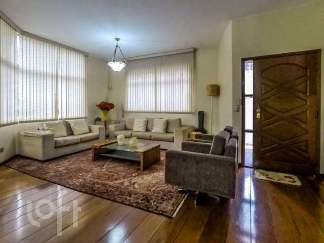 Casa com 4 quartos à venda na Macarani, 11, Cursino, São Paulo por R$ 2.500.000