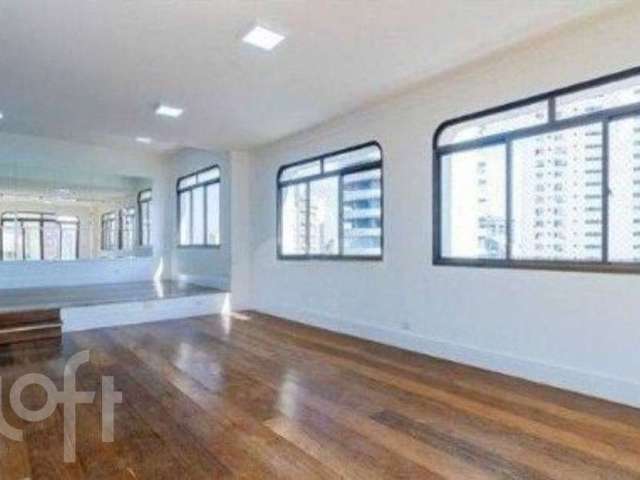 Apartamento com 4 quartos à venda na Avenida Giovanni Gronchi, 4971, Vila Andrade, São Paulo por R$ 690.000