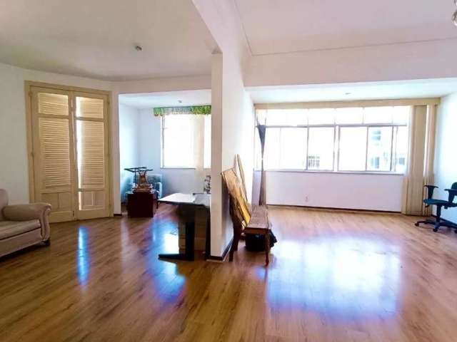 Apartamento com 4 quartos à venda na Avenida Prado Júnior, 237, Copacabana, Rio de Janeiro por R$ 1.240.000