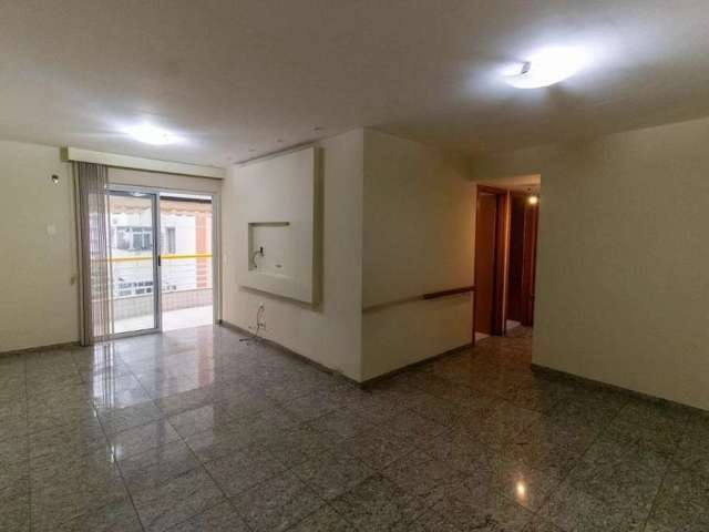 Apartamento com 3 quartos à venda na Avenida Almirante Ary Parreiras, 421, Icaraí, Niterói por R$ 800.000