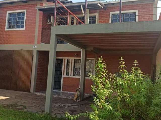 Casa com 2 quartos à venda na das Grápias, 94, Igara, Canoas por R$ 500.000