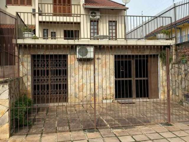 Casa com 3 quartos à venda na Rua Uruguai, 681, São José, Canoas por R$ 690.000