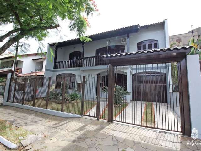 Casa com 4 quartos à venda na Rua São Caetano, 112, Marechal Rondon, Canoas por R$ 2.185.000