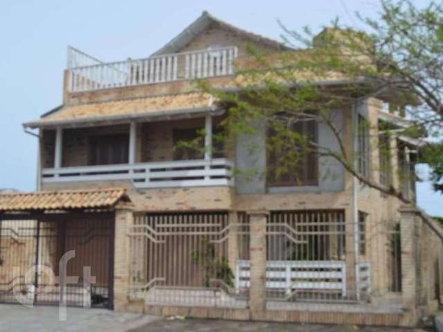 Casa com 5 quartos à venda na Engenheiro Chang, 328, Rio Branco, Canoas por R$ 1.035.000